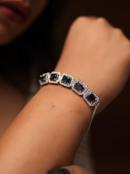 Diamond-encrusted Blue Sapphire Square Link Bracelet