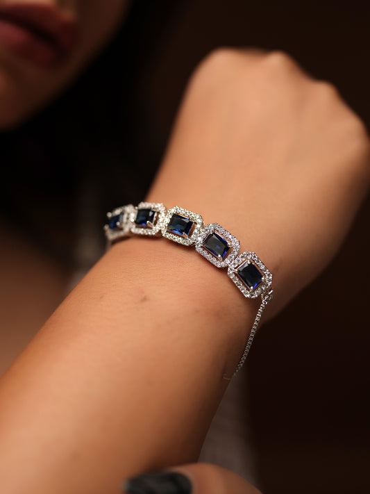 Diamond-encrusted Blue Sapphire Square Link Bracelet