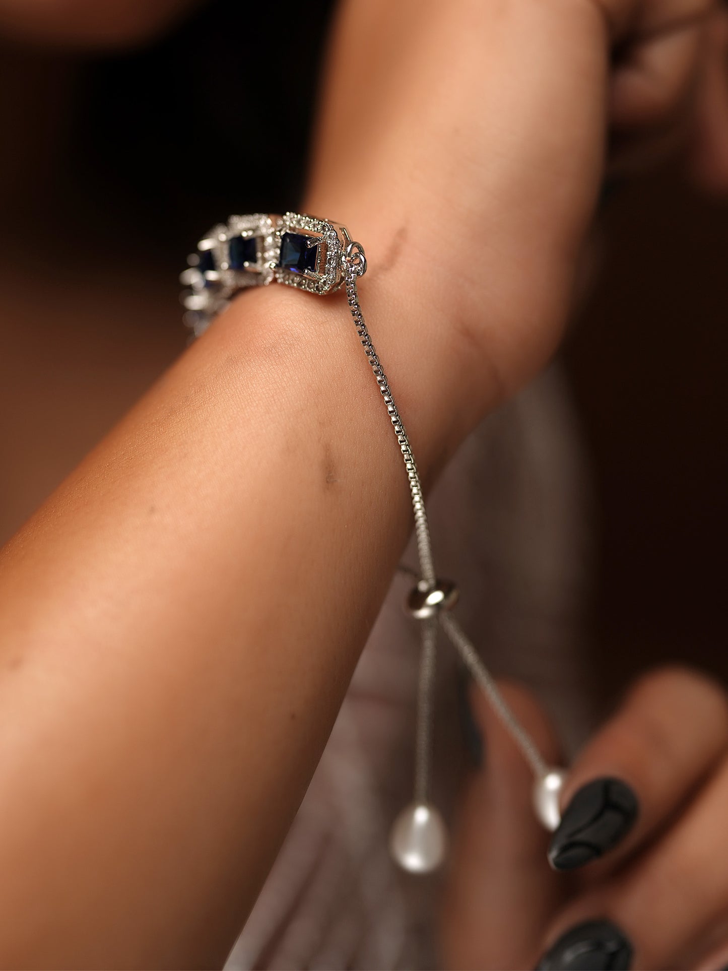 Diamond-encrusted Blue Sapphire Square Link Bracelet