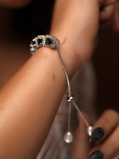 Diamond-encrusted Blue Sapphire Square Link Bracelet