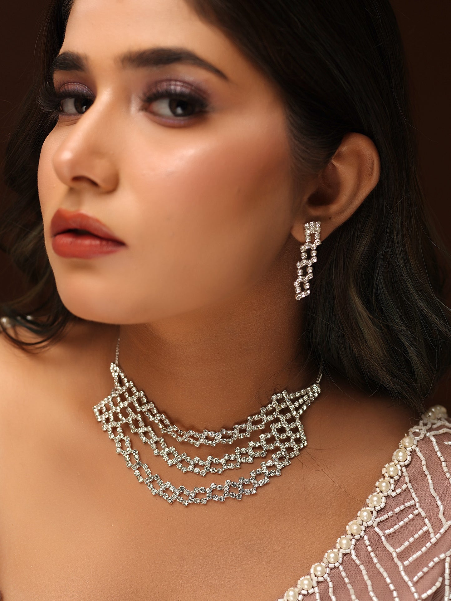 Imperial Grid Diamond Choker Necklace Set