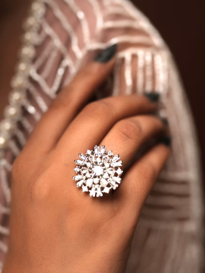 Sparkling Supernova Statement Finger Ring